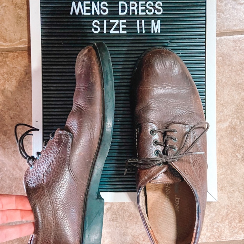 Men’s dress shoes